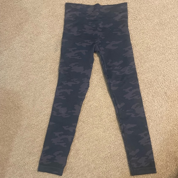 SPANX Brand leggings. Camp print. Worn a few times. In great condition. - Picture 1 of 2